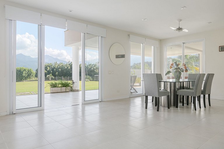 Ang020 - Luxueuse villa dans une copropriété à Mangaratiba