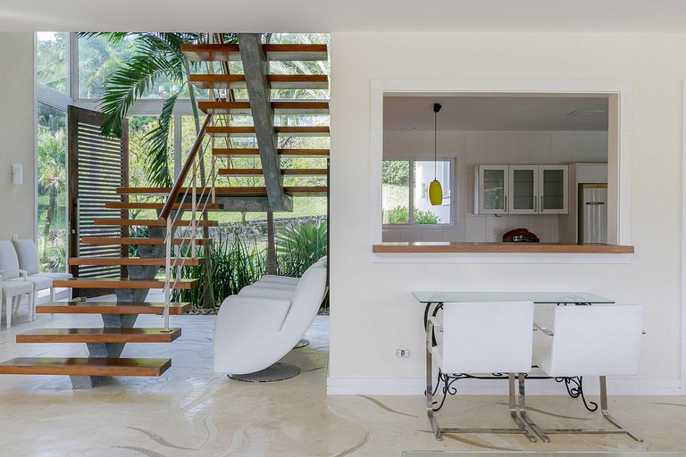 Ang020 - Mansão de luxo em condomínio de Mangaratiba