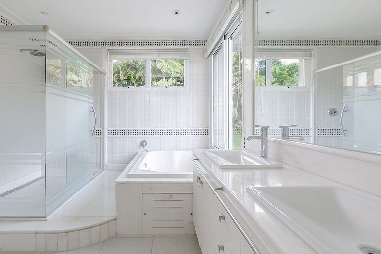 Ang020 - Luxueuse villa dans une copropriété à Mangaratiba