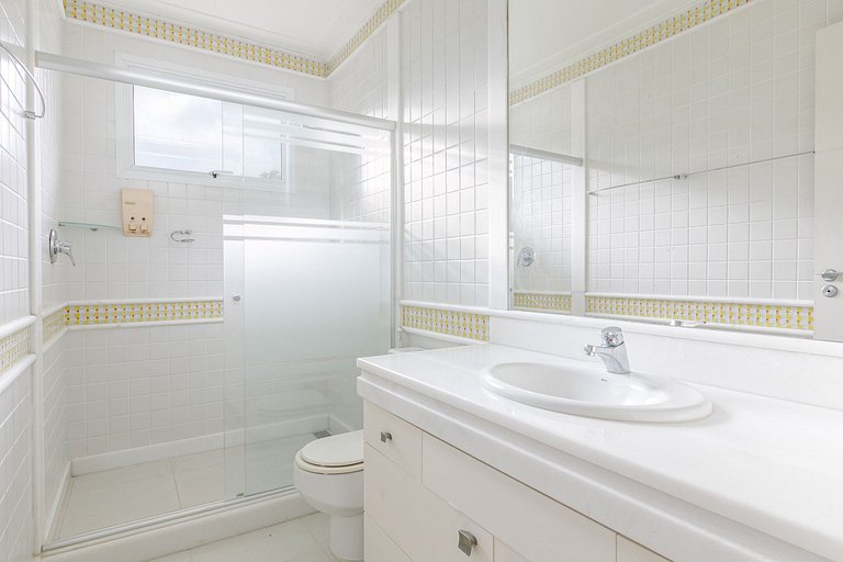 Ang020 - Mansão de luxo em condomínio de Mangaratiba