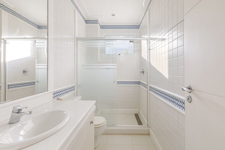 Ang020 - Luxury mansion in a condominium in Mangaratiba