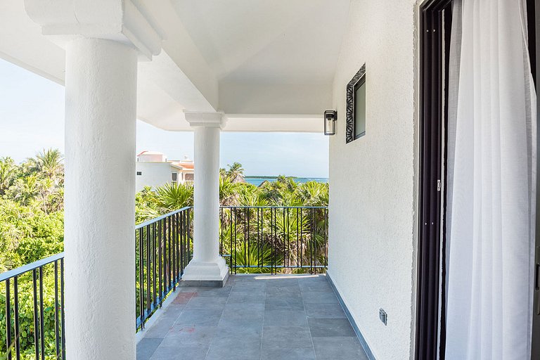 Tul059 - Encantadora villa frente al mar en Tulum