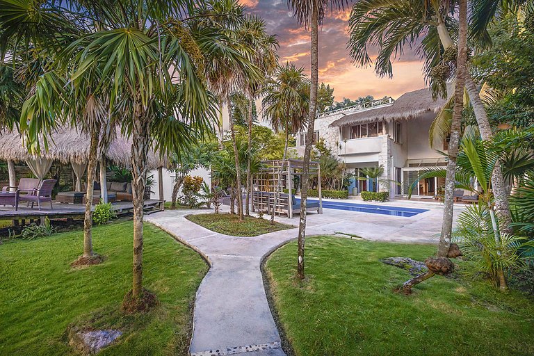Coz005 - Exceptional villa in Cozumel