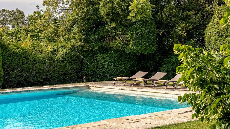 Lis007 - Charming Farmhouse with a Private Pool, 40 min to L