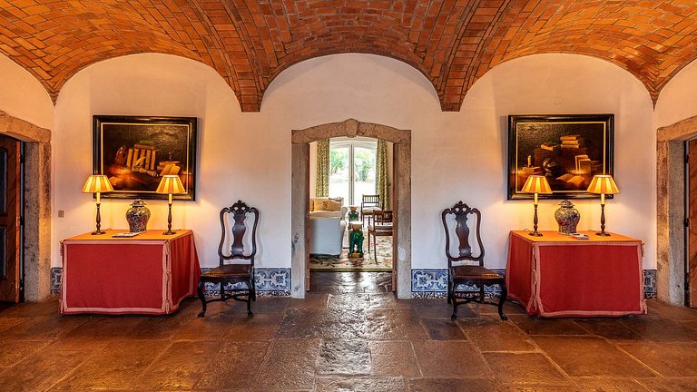 Lis007 - Charming Farmhouse with a Private Pool, 40 min to L