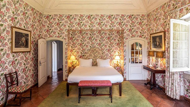 Lis007 - Charmante maison de campagne avec piscine privée, à