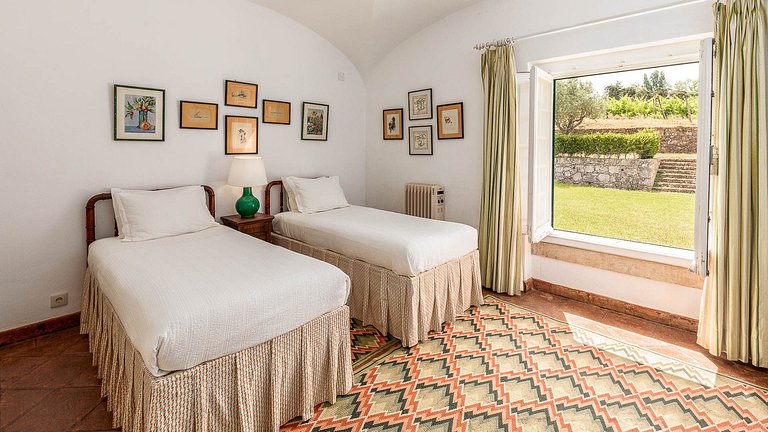 Lis007 - Charmante maison de campagne avec piscine privée, à