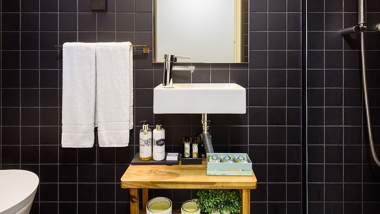 Dou010 - Exquis Refuge sur le Douro