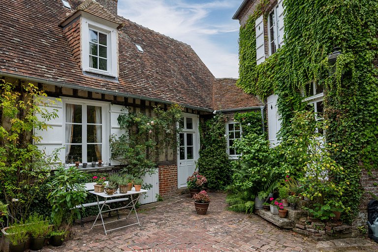 Idf005 - Charming historical property in Gerberoy