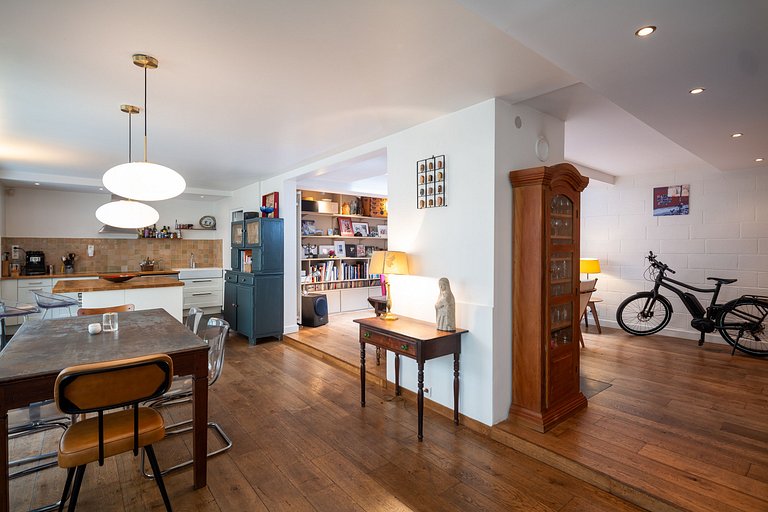 Par036 - Beautiful townhouse for rent in Paris