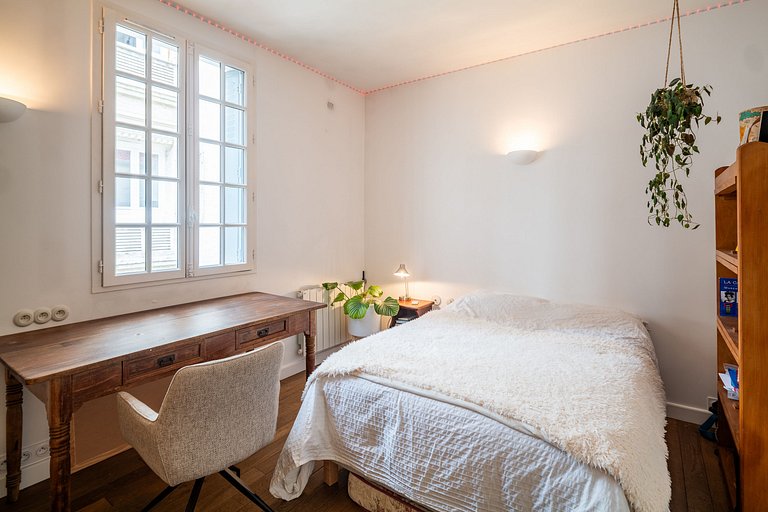Par036 - Beautiful townhouse for rent in Paris