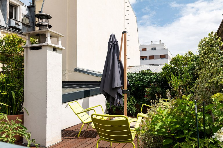 Par036 - Beautiful townhouse for rent in Paris