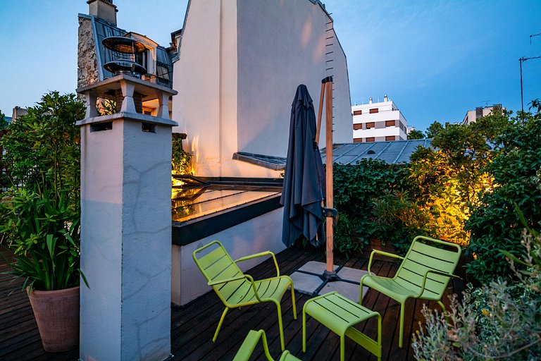 Par036 - Beautiful townhouse for rent in Paris