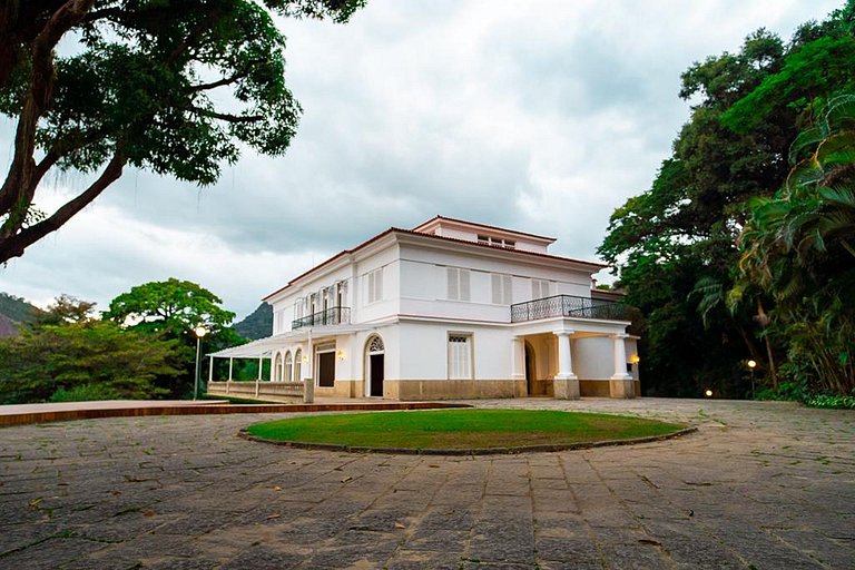 Rio250 - Mansão exuberante no alto de Santa Teresa