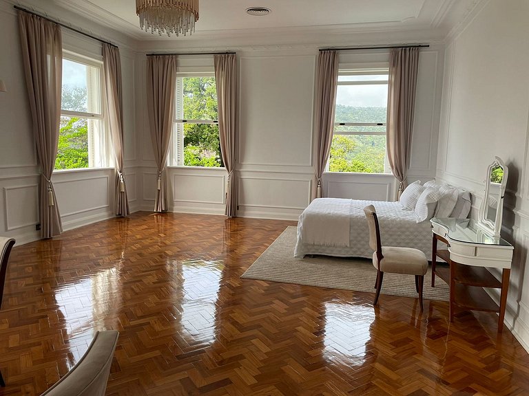 Rio250 - Exuberant mansion on top of Santa Teresa