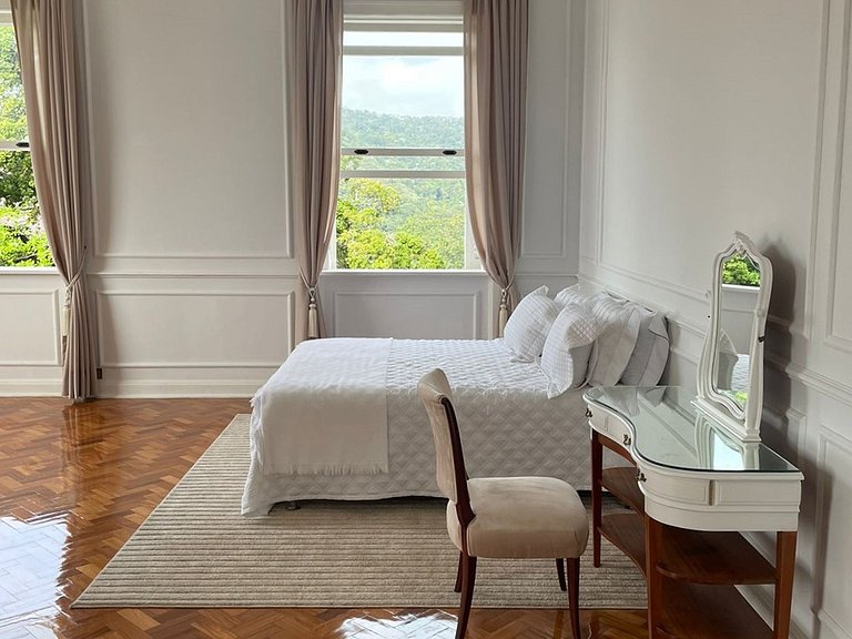 Rio250 - Mansão exuberante no alto de Santa Teresa