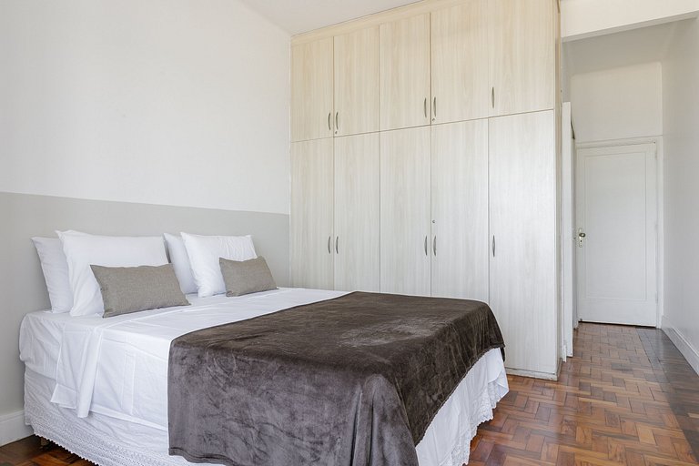 Rio171 - Apartamento beira-mar em Copacabana