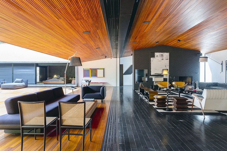 Sao028 - Modern villa in Morumbi