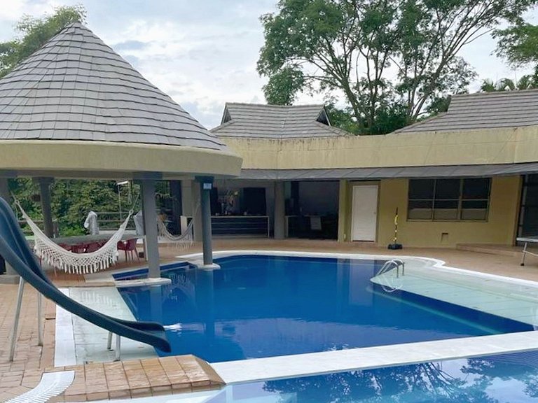 Anp062 - Casa con vista el lago en Mesa de Yeguas