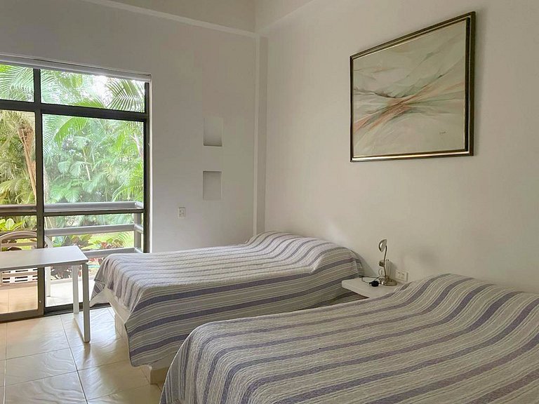 Anp062 - Casa com vista para o lago em Mesa de Yeguas