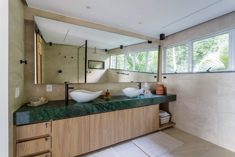 Rio106 - Mansion with incredible ocean views in São Conrado