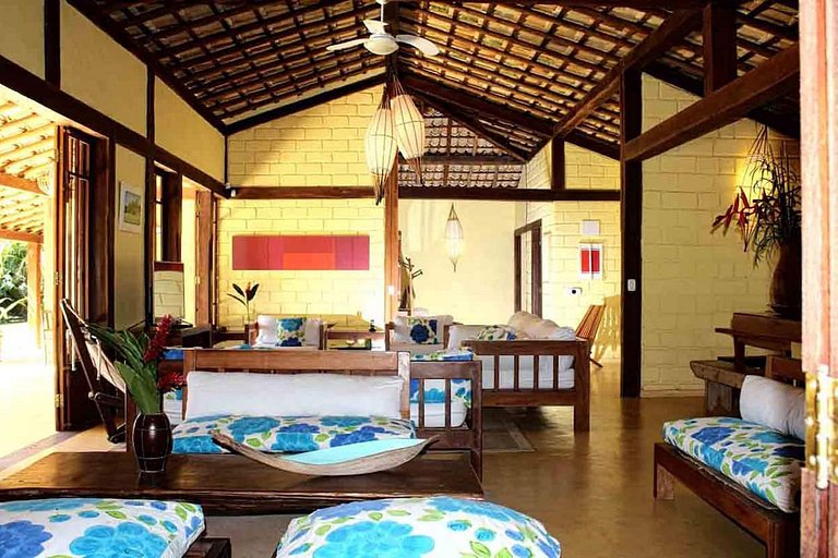Bah095 - Large property in Trancoso