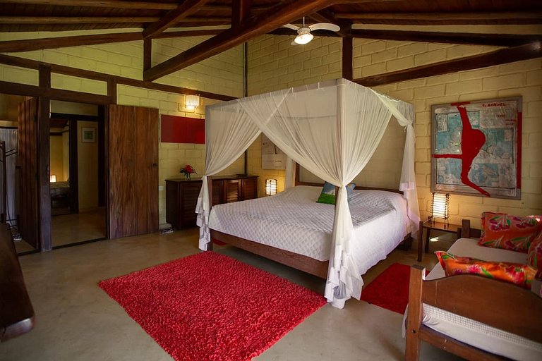 Bah095 - Large property in Trancoso