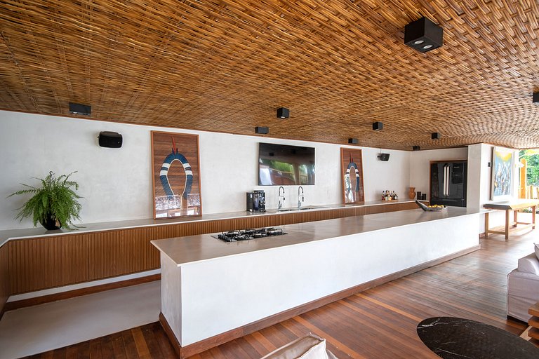 Bah048 - Luxury villa, rusticity and modernity