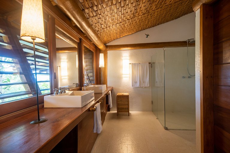 Bah048 - Luxury villa, rusticity and modernity