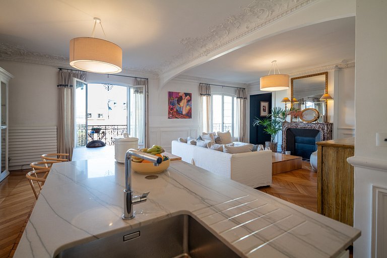 Par059 - Cobertura de luxo em Paris com terraço