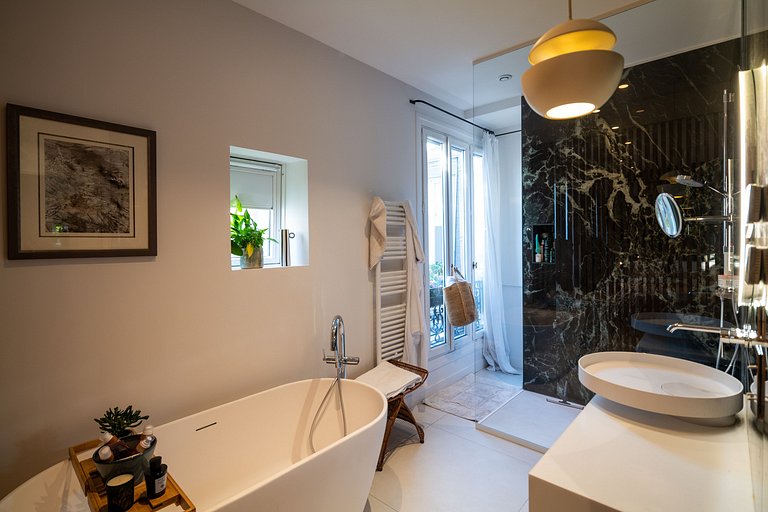 Par059 - Cobertura de luxo em Paris com terraço