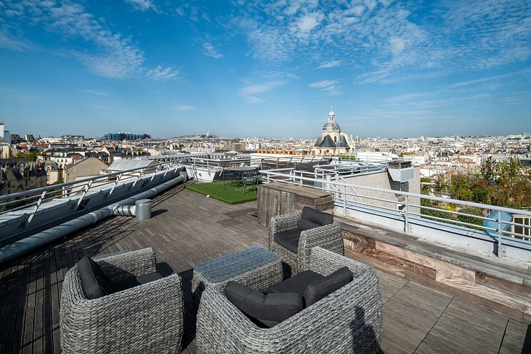 Par004 - Grande terrasse pour évènements à Paris