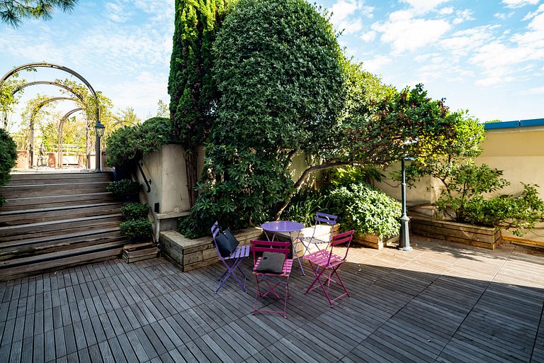 Par004 - 2000m2 penthouse for events in Paris