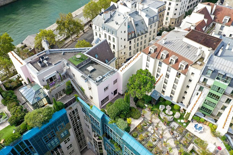 Par004 - 2000m2 penthouse for events in Paris