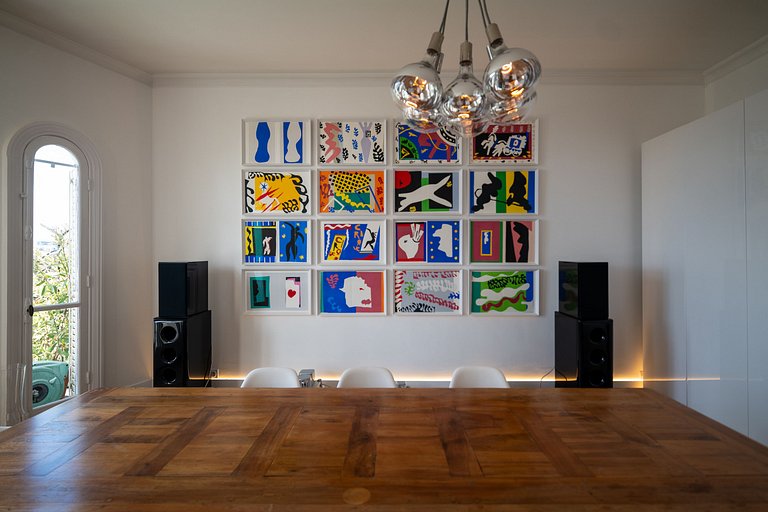 Par001 - Luxury penthouse available for Paris 2024