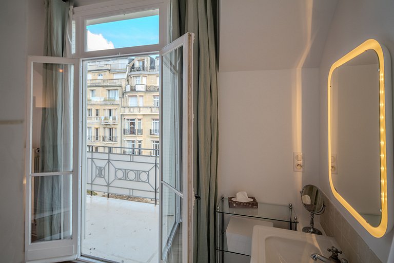 Par001 – Appartement d'Exception à Paris