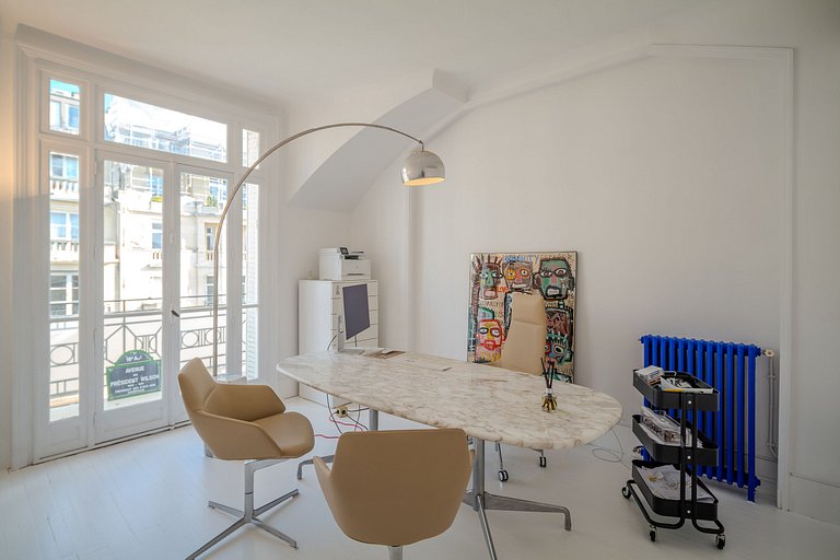 Par001 - Luxury penthouse available for Paris 2024