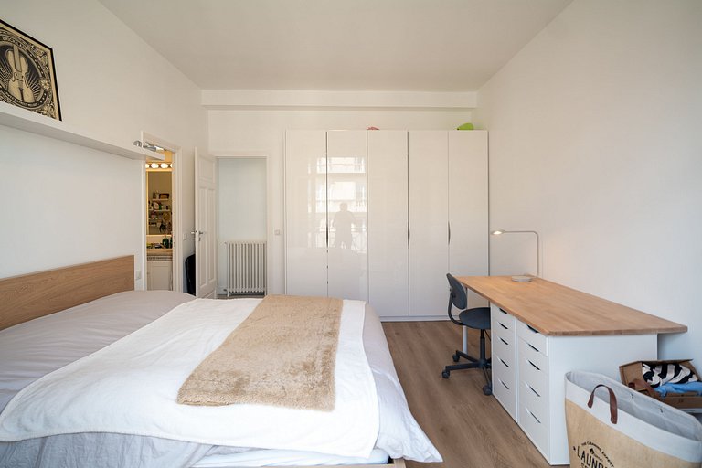 Par001 - Luxury penthouse available for Paris 2024