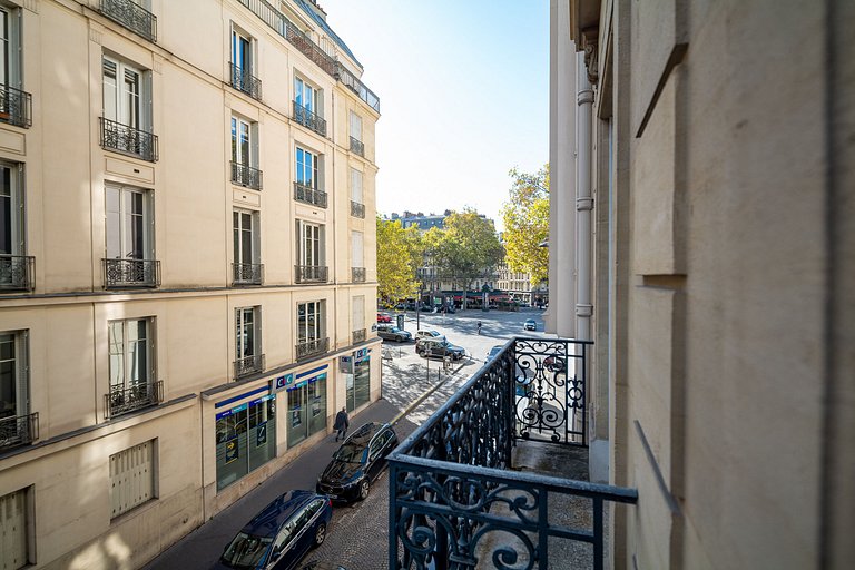Par012 - Appartement haut-de-gamme à Paris 17ème