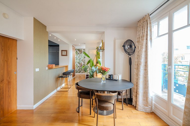 Par079 - Luxury one bedroom penthouse in Invalides