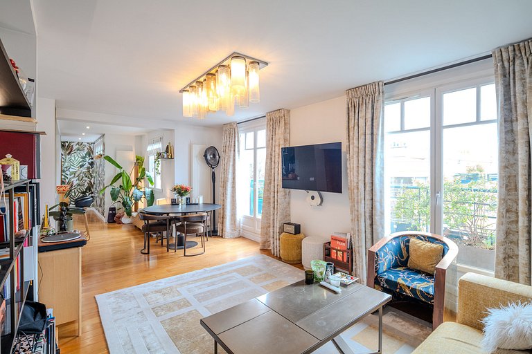 Par079 - Luxury one bedroom penthouse in Invalides