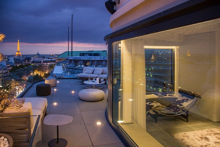 Par006 - Unique penthouse in Paris for rent