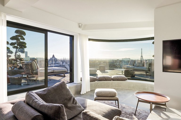 Par006 - Unique penthouse in Paris for rent