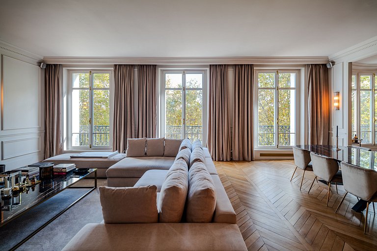 Par020 - Apartamento de luxo à beira-rio com vista