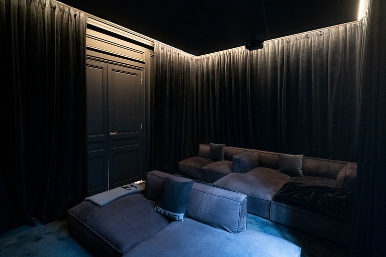 Par020 - Luxury apartment riverfront with views