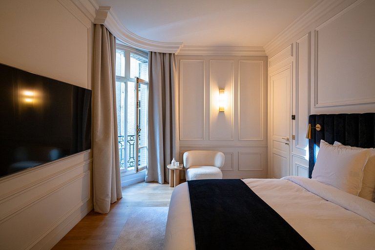 Par020 - Luxury apartment riverfront with views