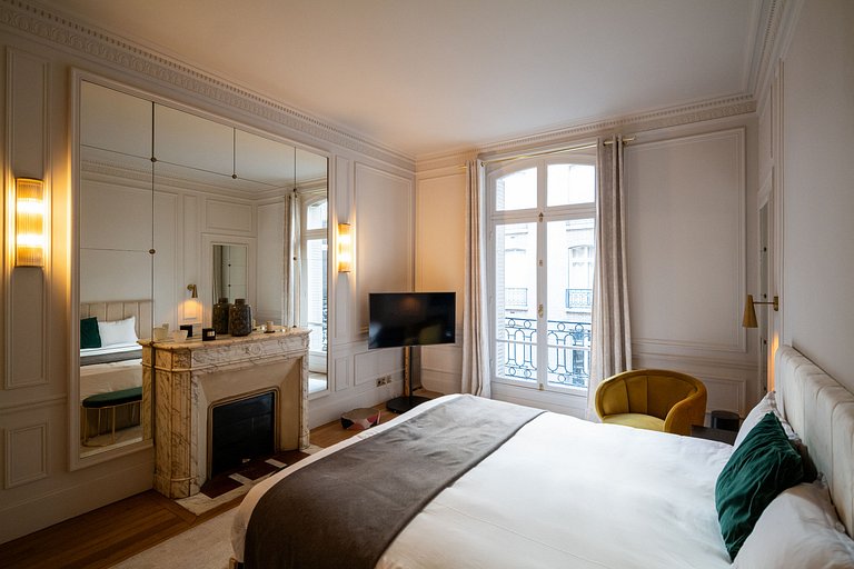 Par020 - Apartamento de luxo à beira-rio com vista