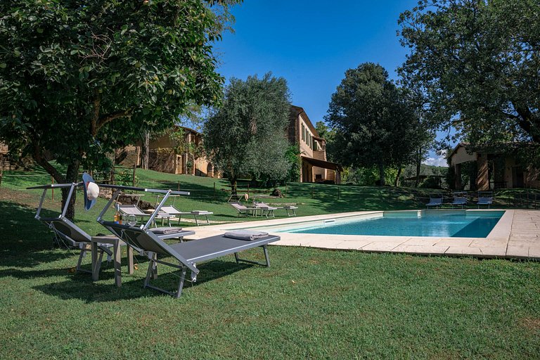 Tus006 - Villa in the wine region in Tuscany