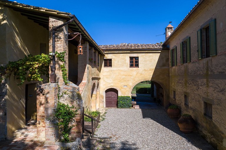 Tus006 - Villa in the wine region in Tuscany
