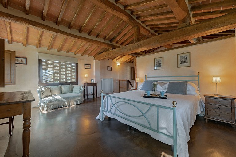 Tus006 - Villa in the wine region in Tuscany